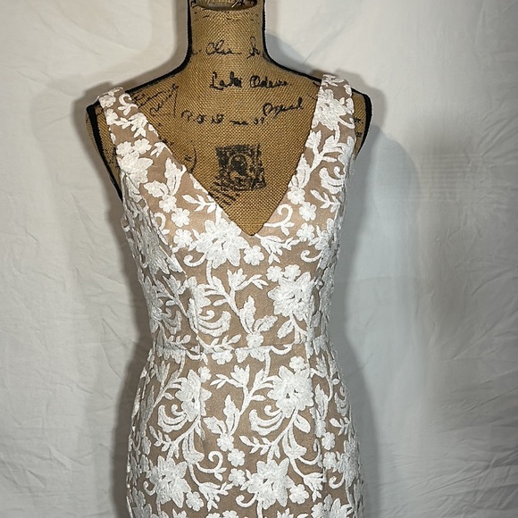 HOST PICK Anthro BHLDN Hansel dress 2 white floral sequin wedding rehearsal hoco - Picture 6 of 13